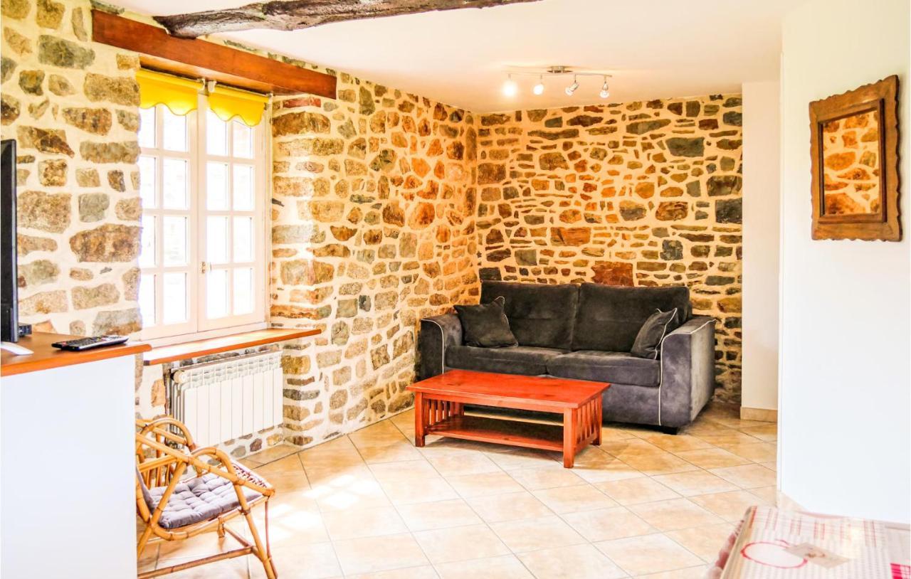 Gorgeous Apartment In Ponts With Wifi Ngoại thất bức ảnh