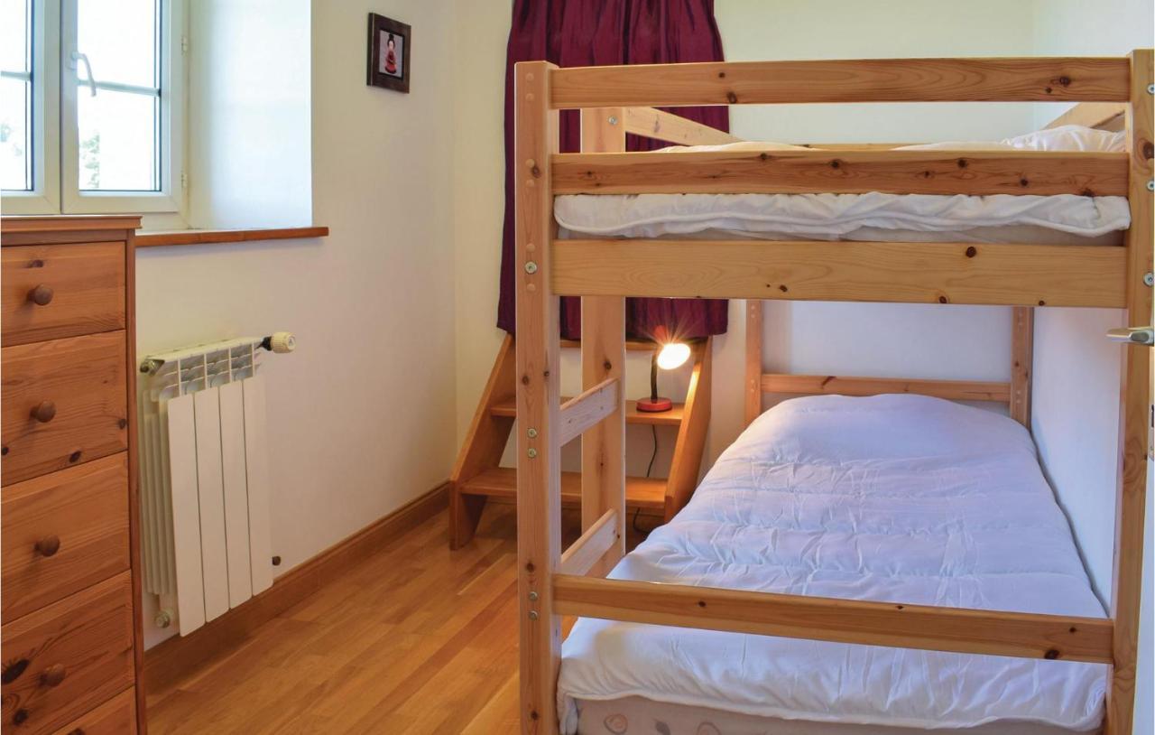Gorgeous Apartment In Ponts With Wifi Ngoại thất bức ảnh